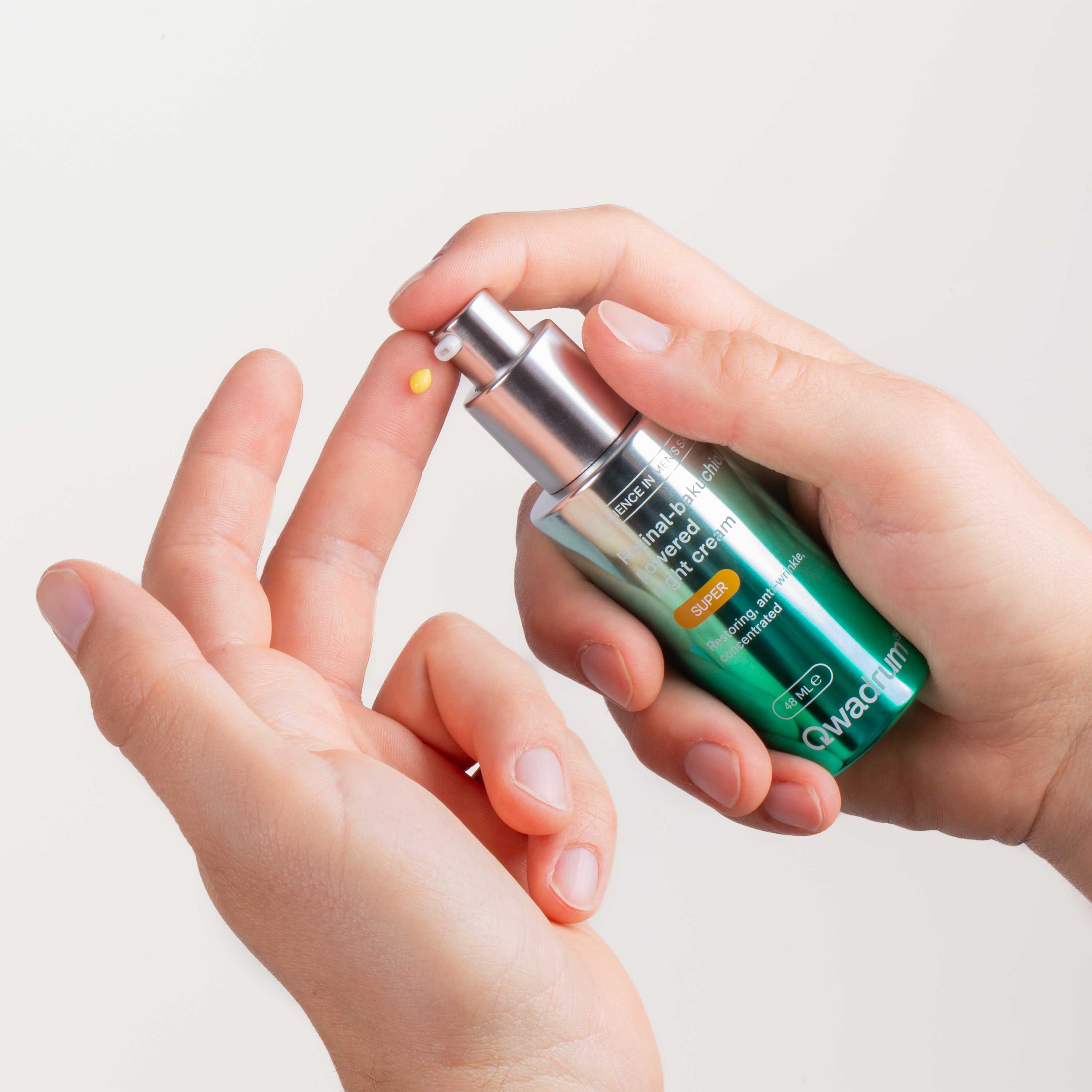 Retinal-backuchiol powered night cream